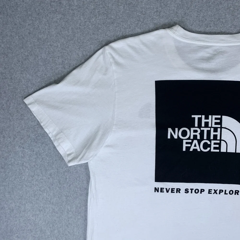The North Face Shirt Mens Medium White Logo Graphic Tee Outdoor
